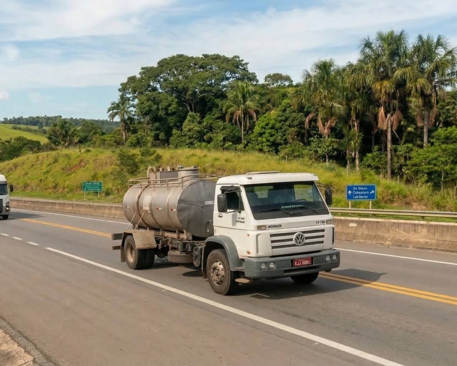 Caminhão tanque em inox